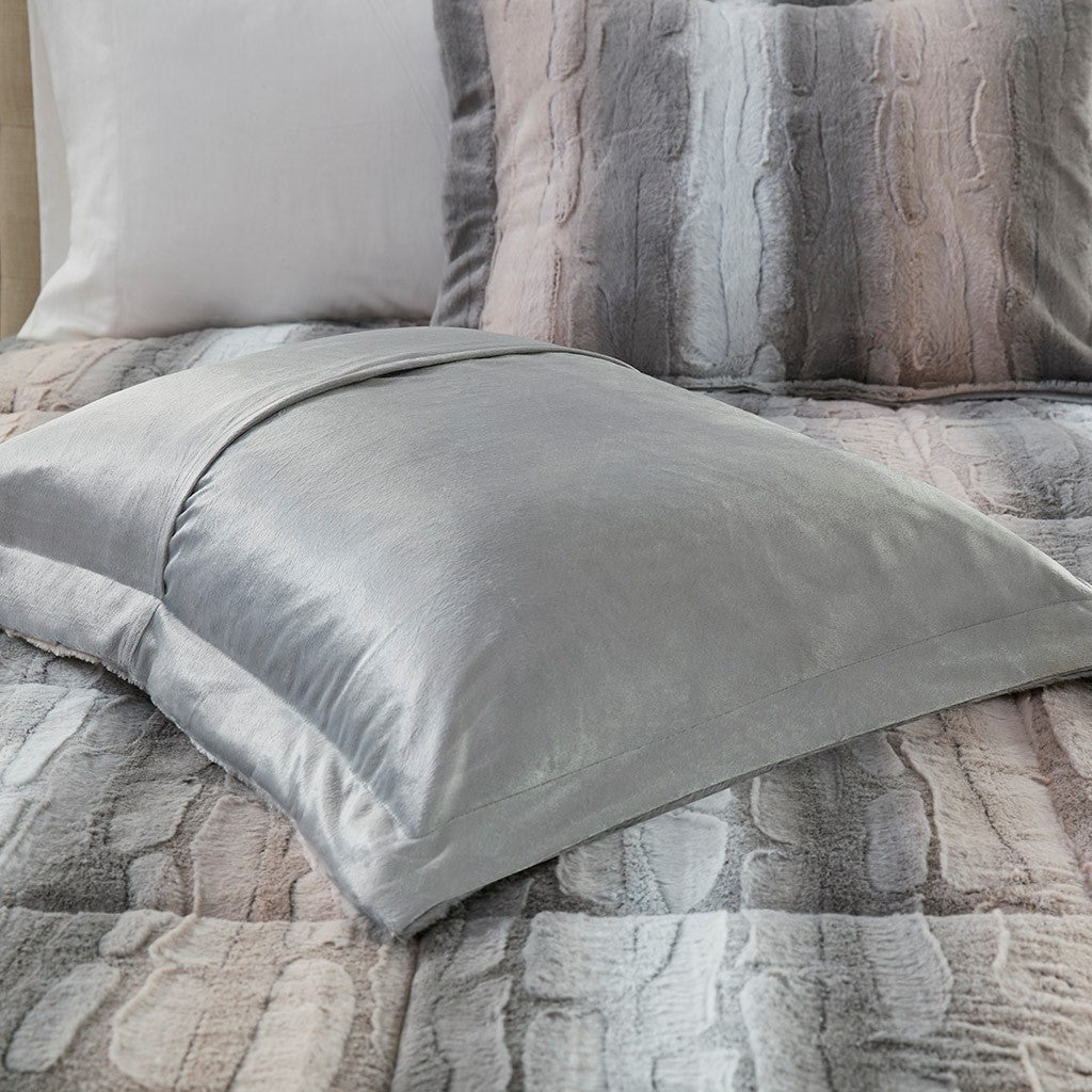Set of Four Gray And Pink Striped Queen Ring Stitch Polyester Sham And Comforter-7
