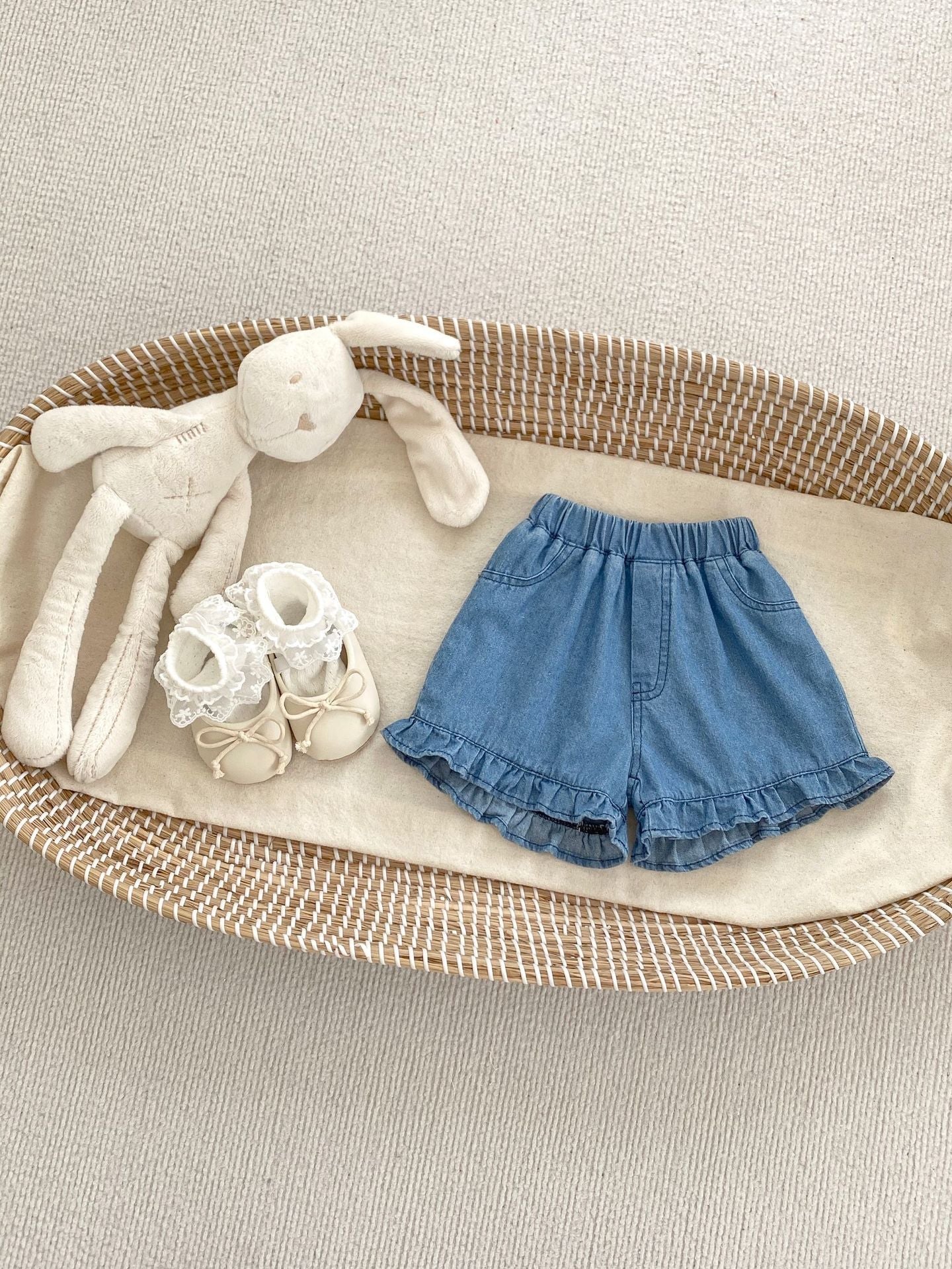 Summer Baby Girl Solid Color Ruffle Trim Denim Shorts